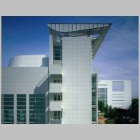 Richard Meier, Canal+ Headquarters, Paris, (1988-1992) photo on architecture-history.org,3.png